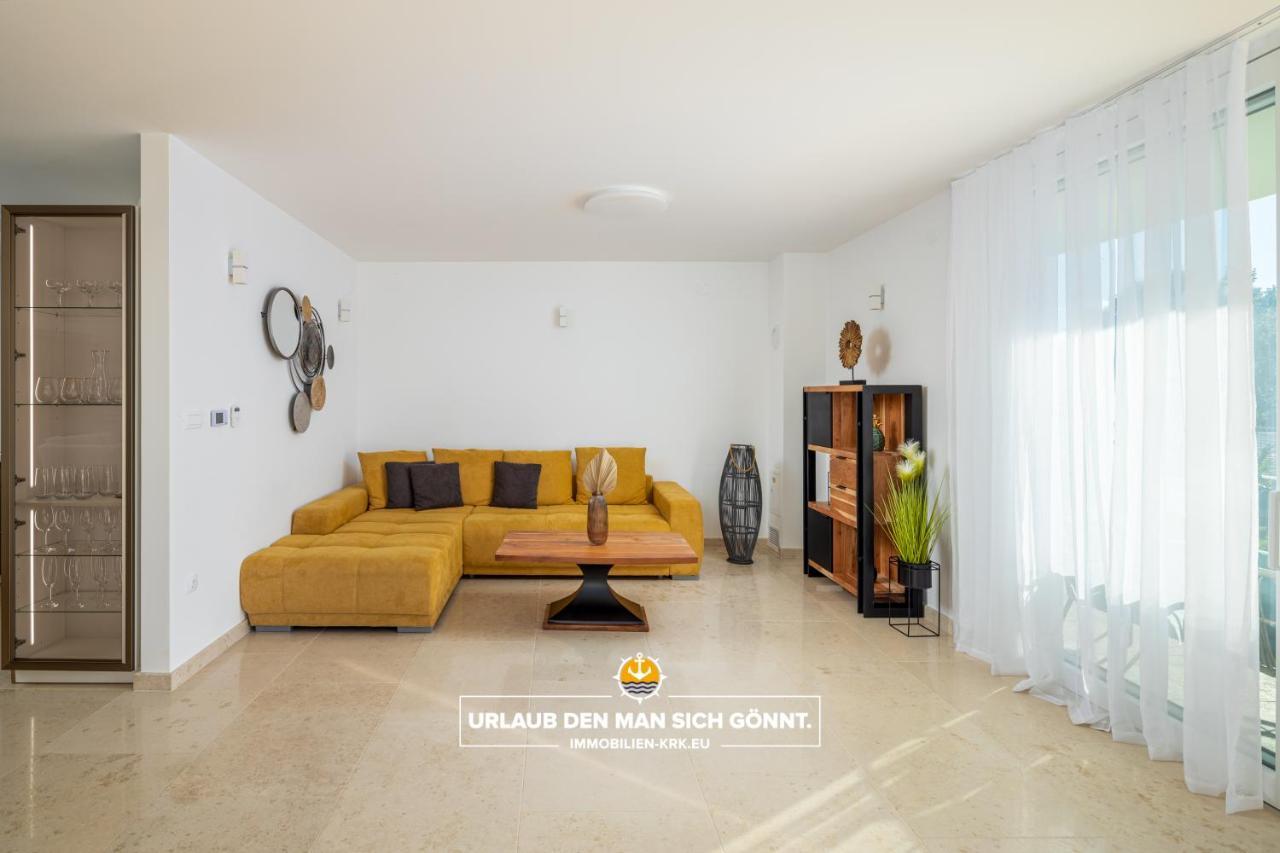 Villa Richard Малинска Экстерьер фото